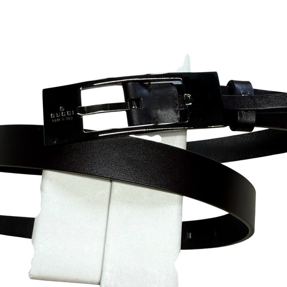 GUCCI black leather belt with silver rectangle buckle small
